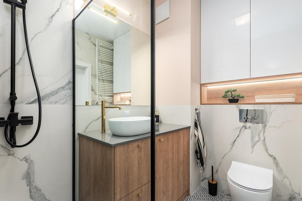 Bg Premium Apartments Browary Warszawskie Varsovie Extérieur photo