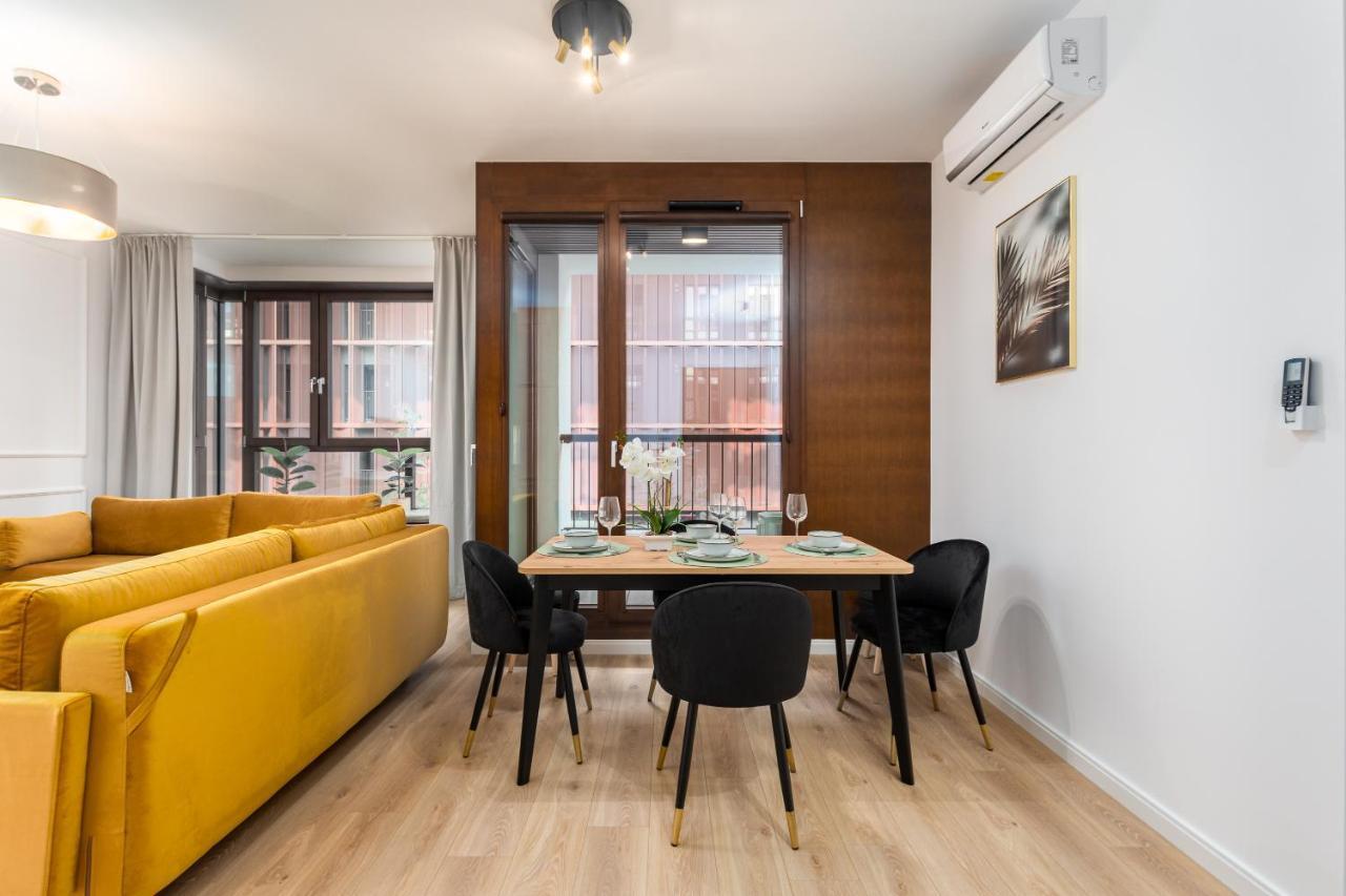 Bg Premium Apartments Browary Warszawskie Varsovie Extérieur photo